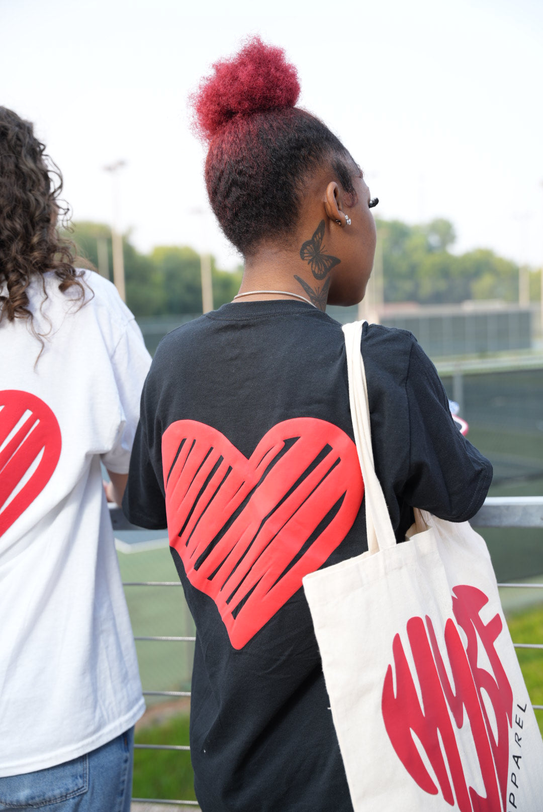 The Classic Boyfriend Short Sleeve T-shirt - Scribble Heart logo