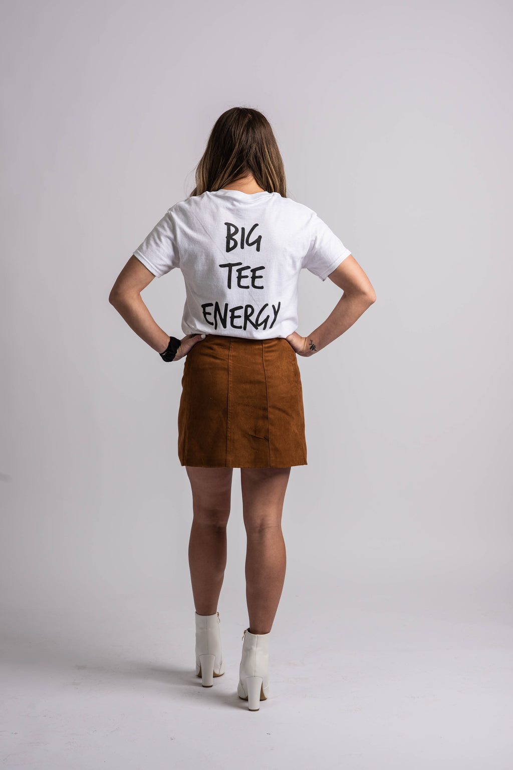 The Classic Boyfriend Short Sleeve Graphic T-shirt - Big Tee Energy